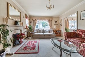 Lounge- click for photo gallery